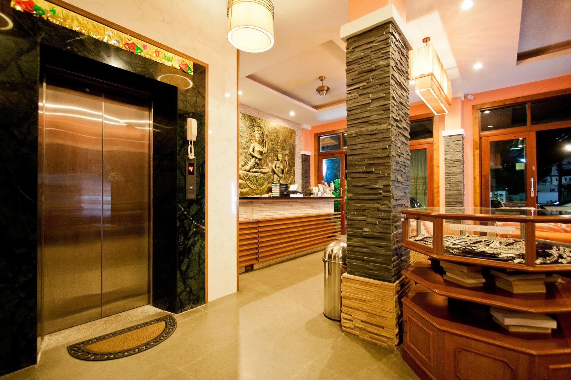 The Chambre Patong Екстер'єр фото
