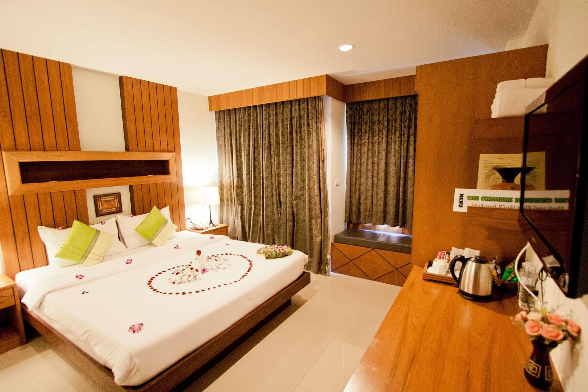 The Chambre Patong Екстер'єр фото